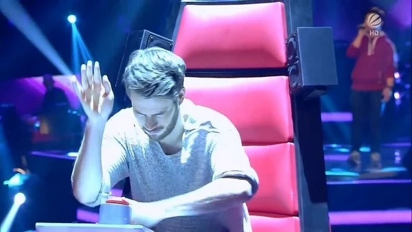 Cậu bé gốc Việt gây sốt The Voice Kids Đức với ‘Let It Go'