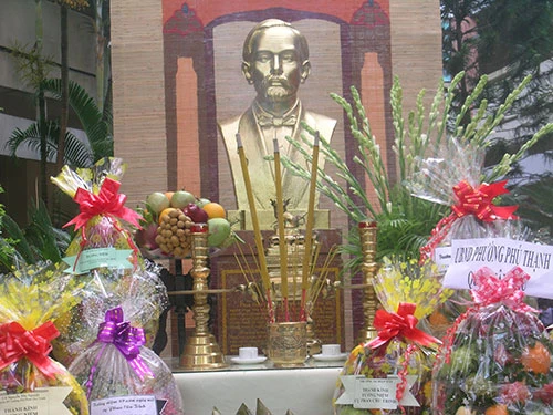 Chùm ảnh 50 năm thành lập trường và giỗ cụ Phan Chu Trinh ảnh 6