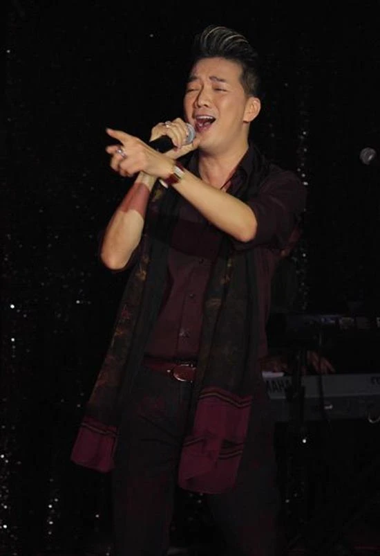 Sao Việt khóc ròng khi nghe chuyện mình bị... chết ảnh 30 Sao Việt khóc ròng khi nghe chuyện mình bị... chết ảnh 30