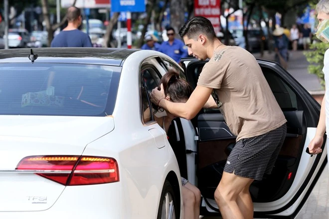 Angela Phương Trinh bị chấn thương nặng trên sàn tập