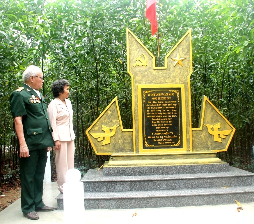  Chuyện tình của Sư trưởng - 42 năm giờ mới kể ảnh 1