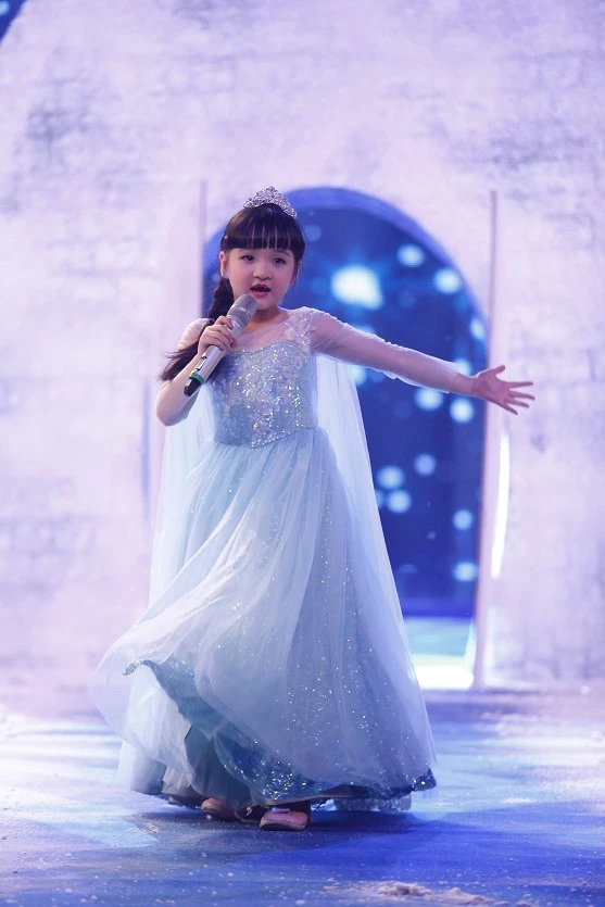 Cô bé răng sún Bích Ngọc