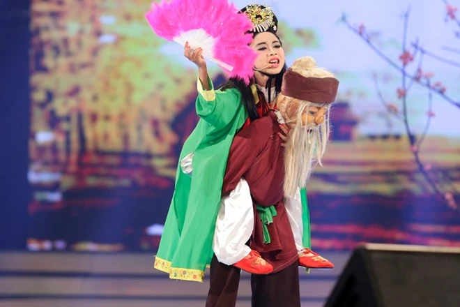 Cậu bé giả gái Đức Vĩnh đăng quang Got Talent