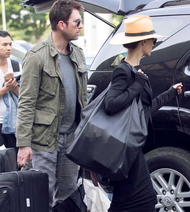 Maggie Q mặc sành điệu khi đến TP HCM