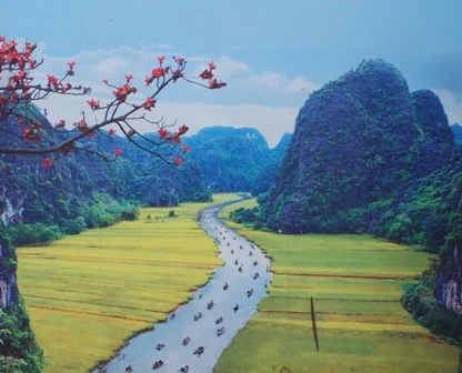 Danh thắng Tràng An.