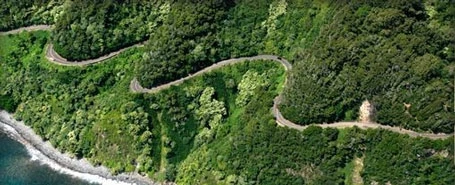 Những con đường kỳ vĩ và hiểm trở nhất trên thế giới