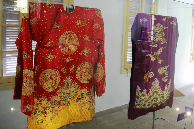 Trưng bày trang phục của vua, quan triều Nguyễn ảnh 4