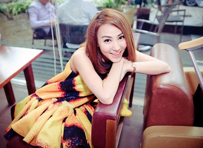 Ngân Khánh, Bước nhảy hoàn vũ, điện ảnh, cưới chồng, du học