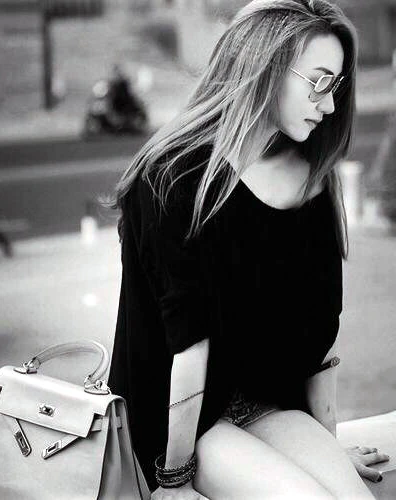 Ngân Khánh, Bước nhảy hoàn vũ, điện ảnh, cưới chồng, du học