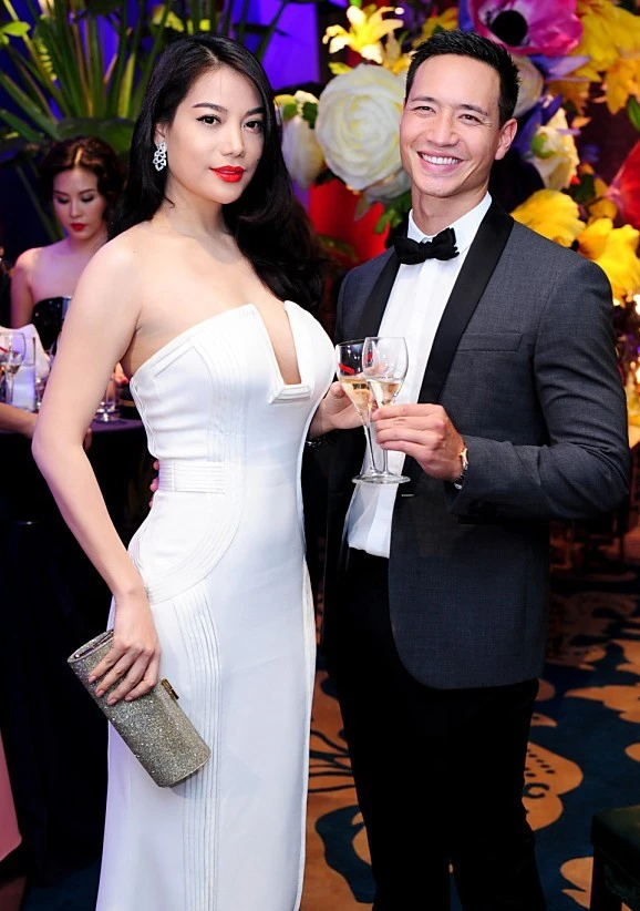 Sao Việt sau ly hôn: Người công khai, kẻ úp mở tình phi công