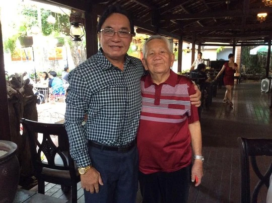 “Tư Ếch” Văn Hường bồi hồi tái ngộ đồng nghiệp