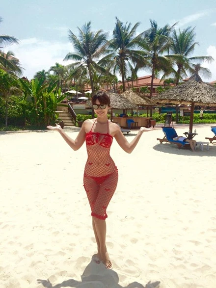 Mỹ nhân Việt khoe đường cong với bikini đầu hè ảnh 5