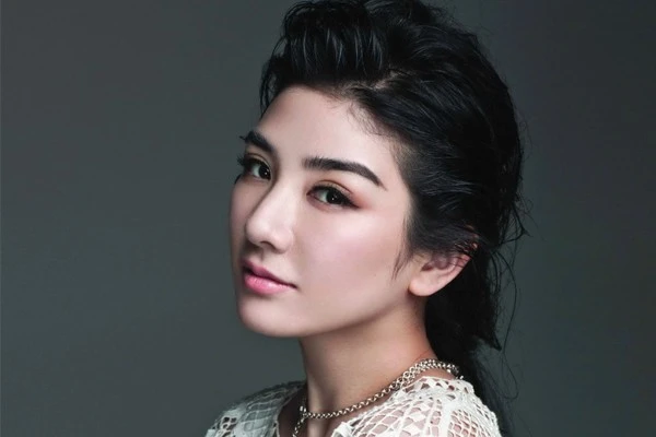 Những ngôi sao đánh mất hình ảnh 'ngọc nữ'