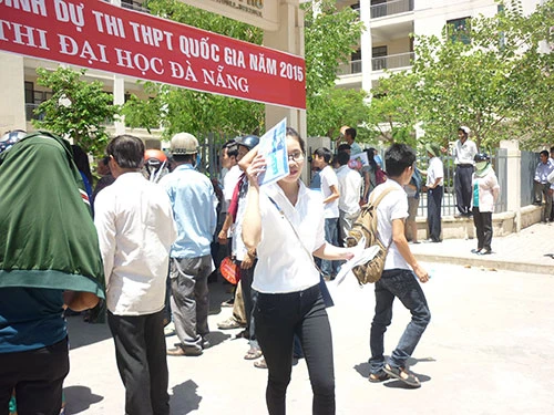 Đà Nẵng, Đắk Lắk: gần 800 thí sinh bỏ thi môn Toán ảnh 2