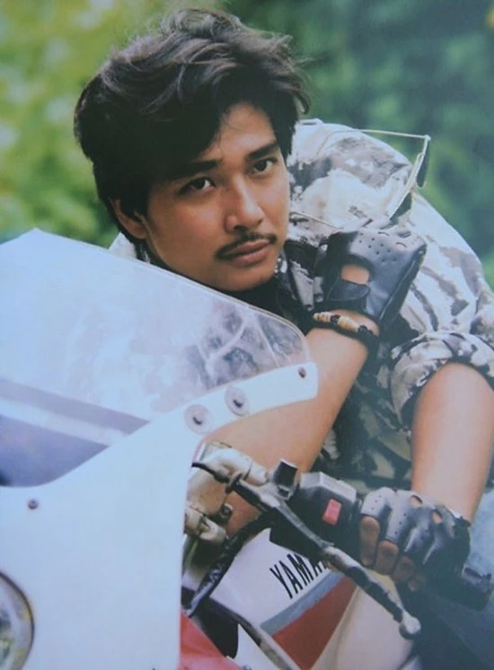 Lê Tuấn Anh - gã dân chơi sở khanh quen thuộc trên màn ảnh Việt những năm 90. ê Tuấn Anh - gã dân chơi sở khanh quen thuộc trên màn ảnh Việt những năm 90.