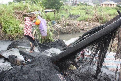 Những phận đời bên dòng kênh đen ảnh 5