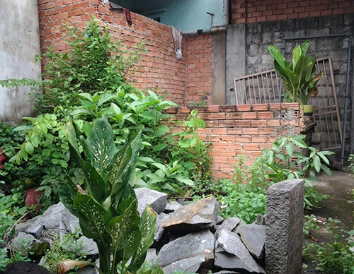 Dân lập miếu thờ người chiến sĩ công an ảnh 5 Dân lập miếu thờ người chiến sĩ công an ảnh 5