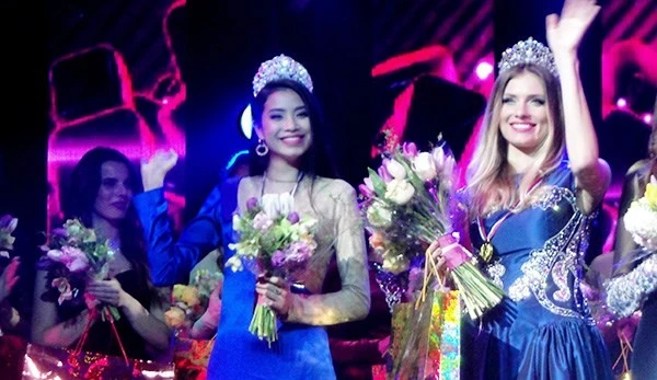 Nhan sắc thuở mới vào showbiz của Tân Hoa hậu Hoàn vũ