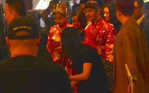 huynh-hieu-minh-ruoc-dau-trong-vong-vay-bao-ve-6