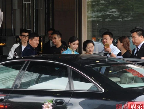 huynh-hieu-minh-ruoc-dau-trong-vong-vay-bao-ve-2