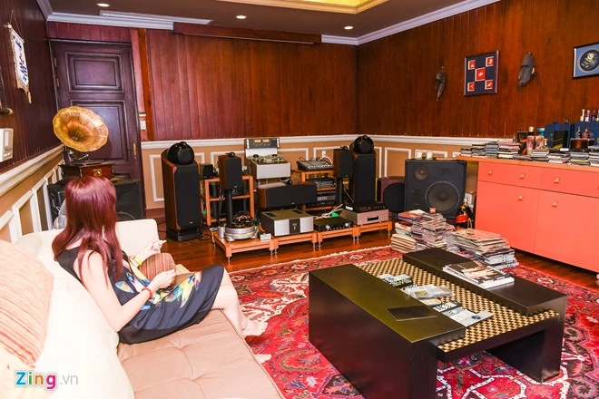 Thăm biệt thự triệu đô sang trọng của Hiền Mai