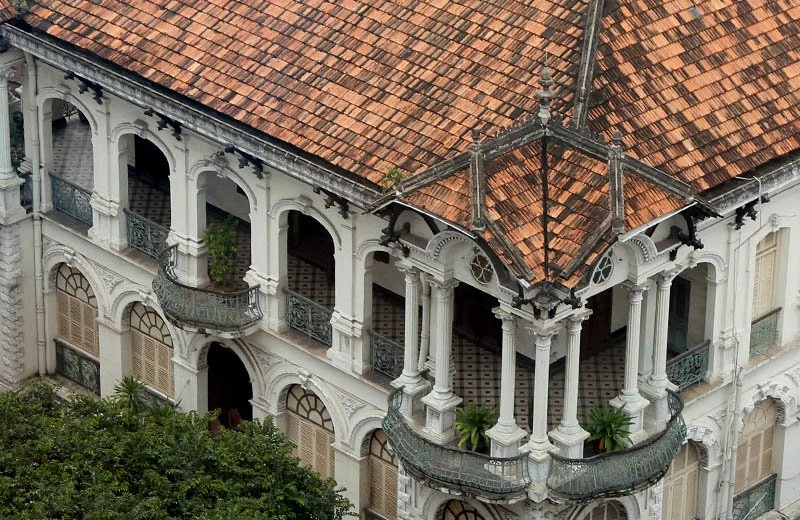 tòa nhà 35 triệu usd, nhà cổ, biệt thự