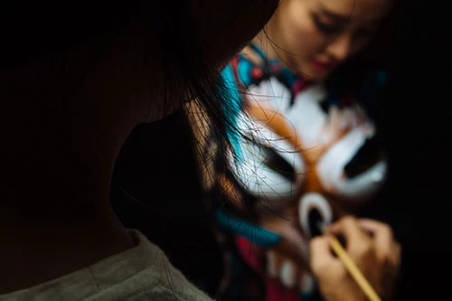 Cùng họa sĩ Ngô Lực ngắm người mẫu đón Halloween ảnh 1