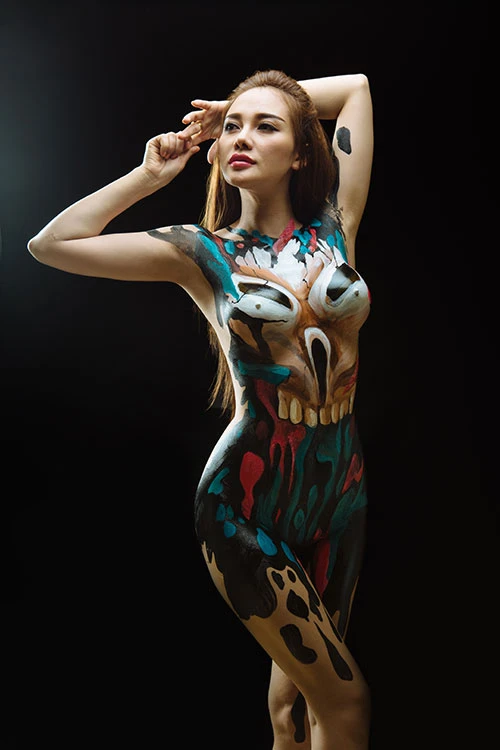 Cùng họa sĩ Ngô Lực ngắm người mẫu đón Halloween ảnh 5