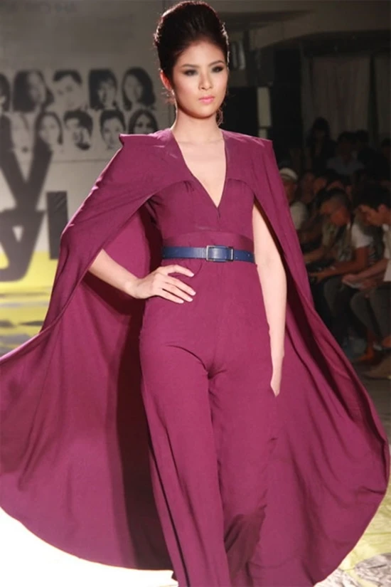 Ngọc Hân, Mai Phương Thúy, Diễm Hương, lộ hàng, hoa hậu, vietnamnet