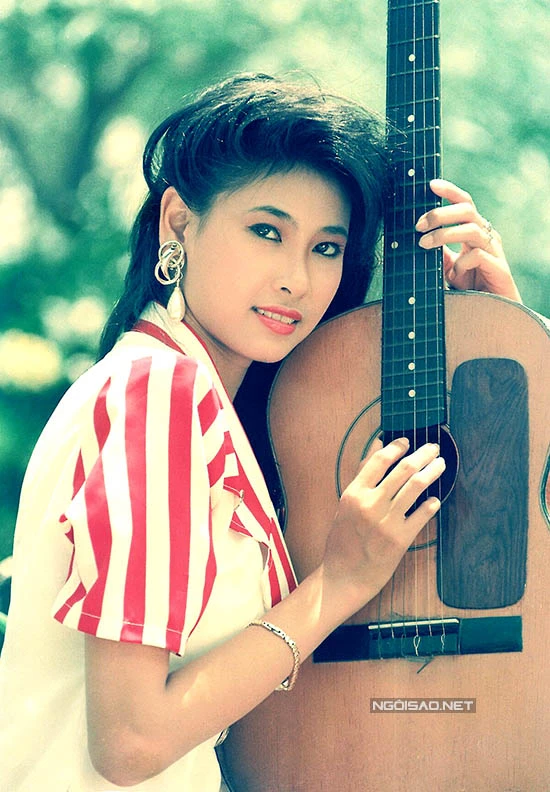 nhan-sac-hoa-hau-ha-kieu-anh-nhung-nam-90-2