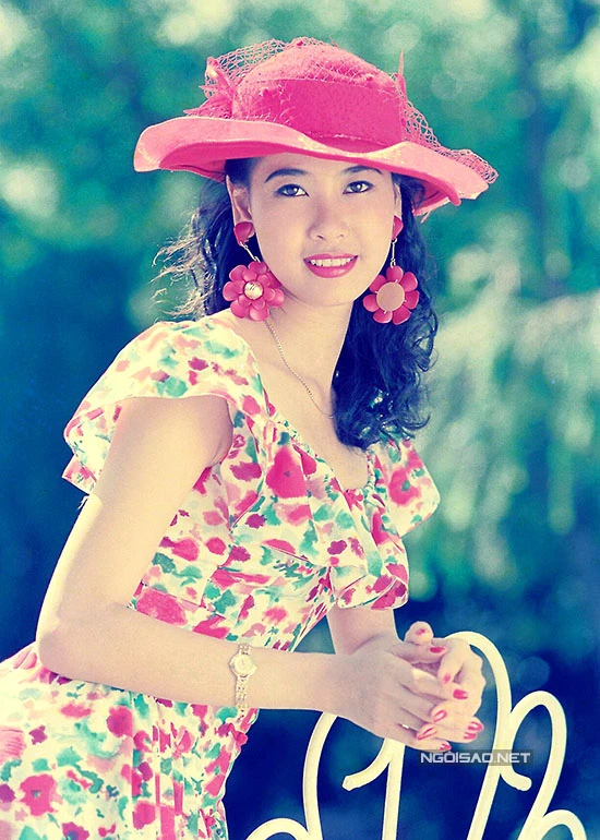 nhan-sac-hoa-hau-ha-kieu-anh-nhung-nam-90-4