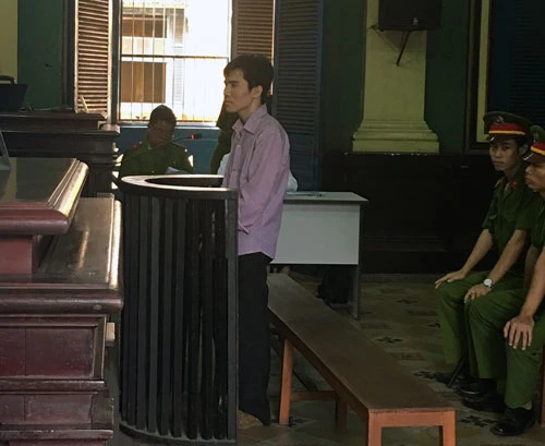 Phóng hỏa thiêu cả nhà người yêu ảnh 1 Phóng hỏa thiêu cả nhà người yêu ảnh 1