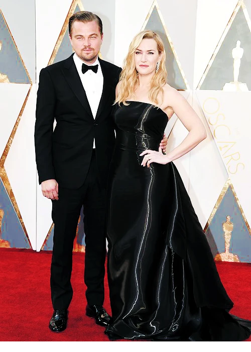 Bộ đôi 'Titanic' tái ngộ trên thảm đỏ Oscar 2016