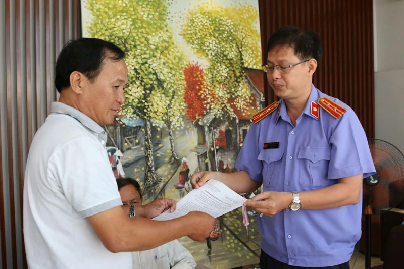 Trao quyết định minh oan cho chủ quán Xin Chào ảnh 3