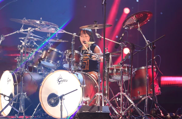 tay-trong-nhi-trong-nhan-doat-quan-quan-vietnams-got-talent-6