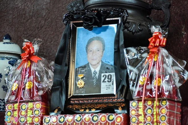 Nghe si Viet dot tu tren tren san khau hinh anh 1