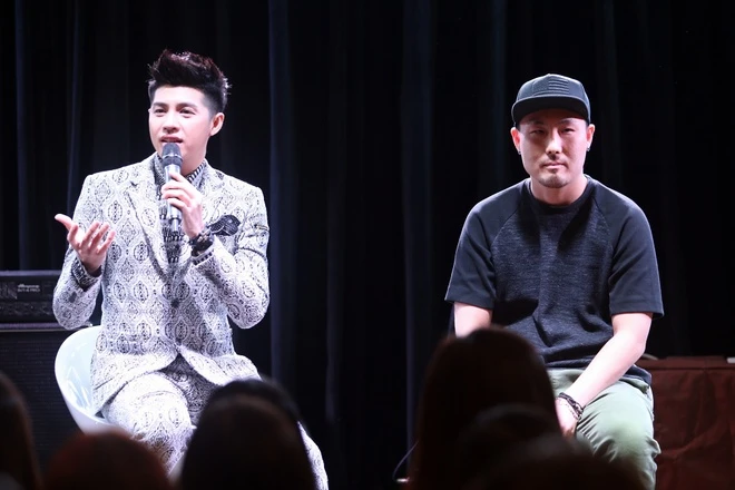 Fan xếp hàng từ sớm để gặp Noo Phước Thịnh ở Hàn Quốc