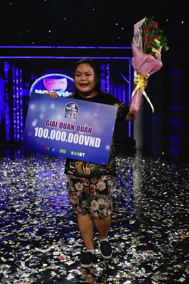 Cô nàng trăm ký Ngọc Hoa đăng quang quán quân Học viện danh hài - Ảnh 15.