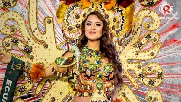 Hoa hậu rực rỡ trong phần thi Trang phục dân tộc. Ảnh NGÔI SAO