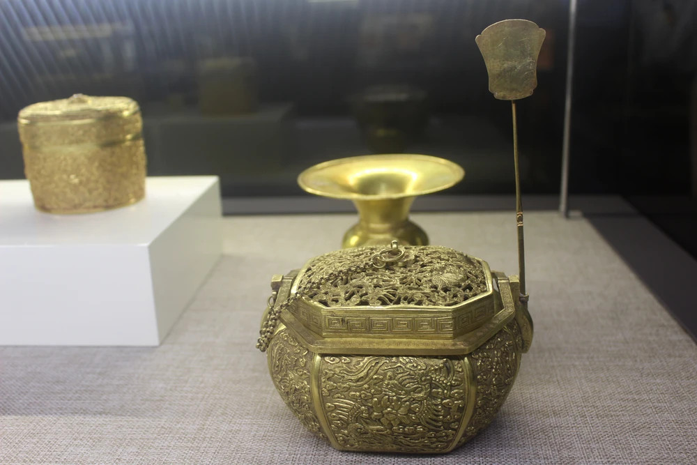 Huế:Chiêm ngưỡng bảo vật triều Nguyễn sau 71 năm trở về ảnh 7