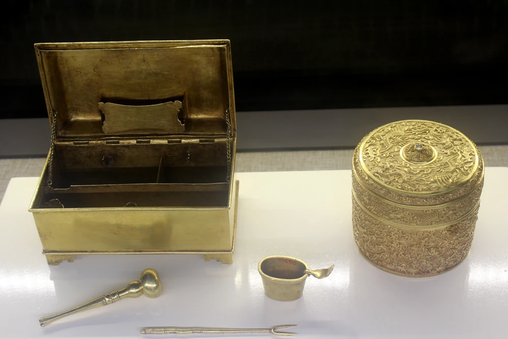 Huế:Chiêm ngưỡng bảo vật triều Nguyễn sau 71 năm trở về ảnh 8