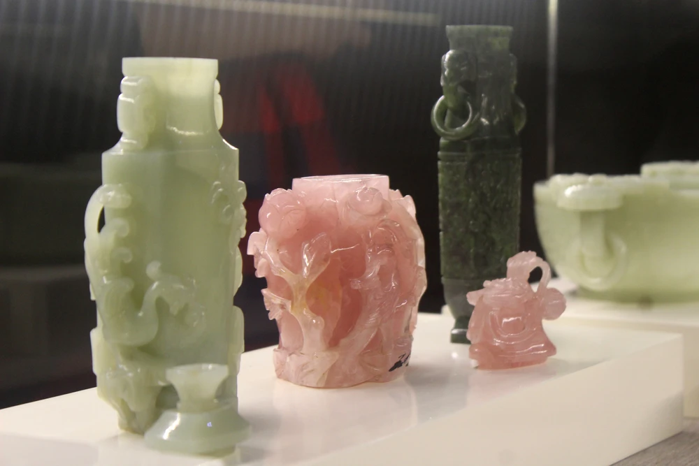 Huế:Chiêm ngưỡng bảo vật triều Nguyễn sau 71 năm trở về ảnh 3