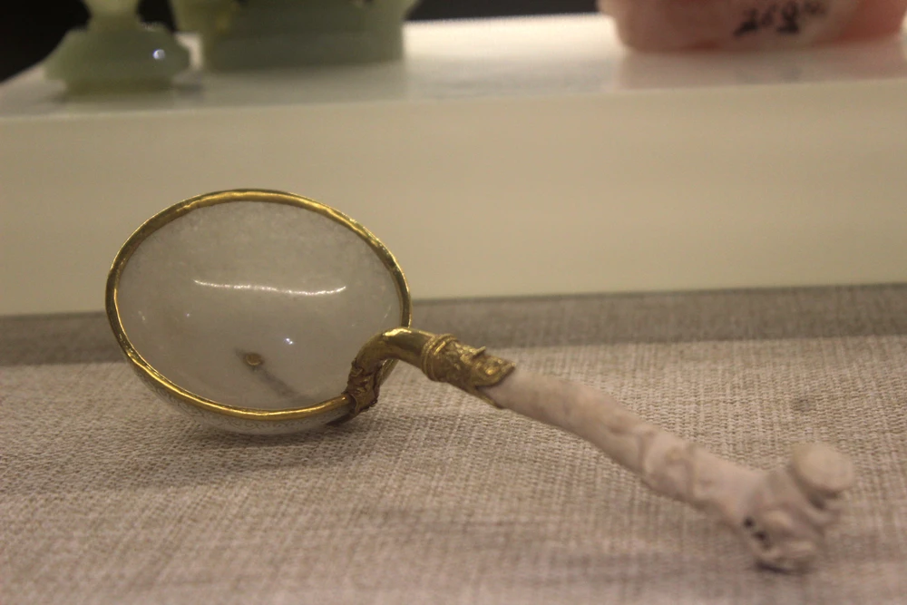 Huế:Chiêm ngưỡng bảo vật triều Nguyễn sau 71 năm trở về ảnh 6