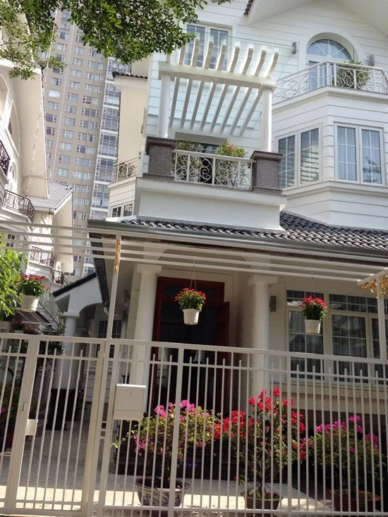 Cuộc sống giàu sang ít người biết của Hà Anh Tuấn