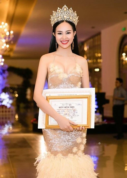 Người đẹp sinh năm 1992. Ảnh Ngôi sao.