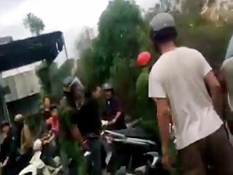 Bắt 2 nghi can xông vào nhà trọ cướp của sinh viên ảnh 1