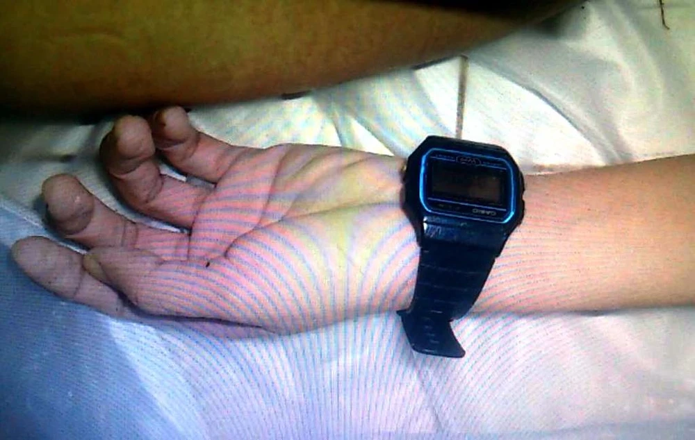 Tìm thân nhân cô gái trẻ bất ngờ nhảy hồ Đức An tự tử ảnh 2 Tìm thân nhân cô gái trẻ bất ngờ nhảy hồ Đức An tự tử ảnh 2