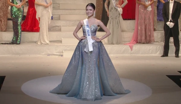 Ngắm Thùy Dung mặc bikini chung kết Hoa hậu Quốc tế ảnh 8