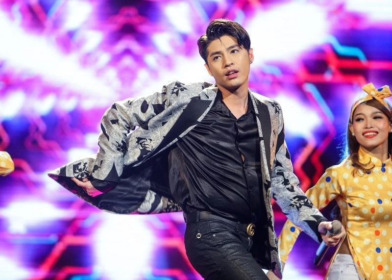 Trường Giang nhận cú đúp Mai Vàng 2017 ảnh 3