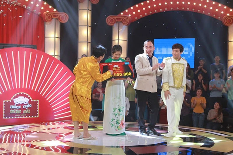 Nữ sinh viên 'ẵm' 100 triệu ở Thách thức danh hài - ảnh 5